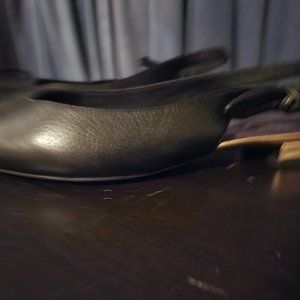 BLACK with gold Rockport Zuly Sling Shoes